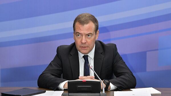 <br />
Европейцы устали от попыток США доминировать в Европе, заявил Медведев<br />
